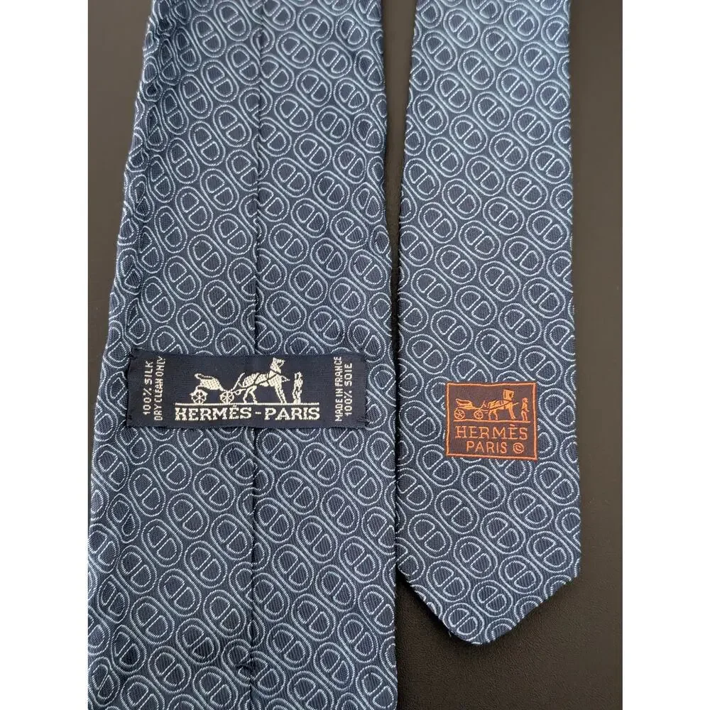 Vintage Hermès 100% Silk Men's Dark Blue Tie With White Geometric Designs